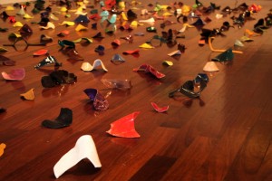 Joyce Robins, Untitled, 1993. Ceramic installation, dimensions variable. Courtesy of the Artist