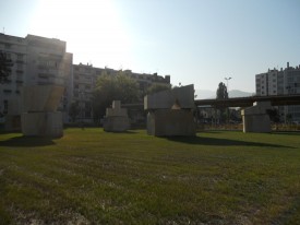 Résistance by Alain Kirili, Grenoble, France. Photo by Lucile Genoulaz