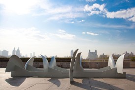 Anthony Caro, After Summer, 1968. Painted steel. Collection of Audrey and David Mirvish, Toronto. Photograph: The Metropolitan Museum of Art/Wilson Santiago