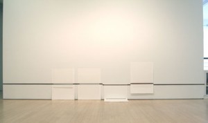 Dorothea Rockburne, Gradient and Field, 1971. Paper and Charcoal lines on wall, dimensions variable. Courtesy of Loretta Howard Gallery