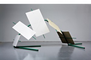 Tim Scott, Bird in Arras III, 1968. Painted steel tubes and acrylic sheets, 111 x 228 x 164 inches.