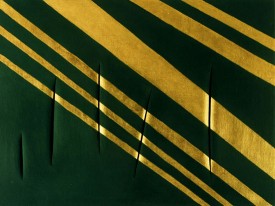 Lucio Fontana, Concetto spaziale, Attese, 1959. Waterpaint and oil on canvas, 49-1/4 x 65 inches. © Courtesy of the Fondazione Lucio Fontana and Gagosian Gallery. Private Collection, Milan.