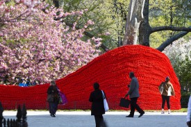 Installation view of Orly Genger’s Red, Yellow and Blue (2013) in Madison Square Park. Photo by James Ewing / Courtesy of Madison Square Park Conservancy.