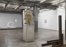 Installation view of Carol Bove, RA, or Why is an orange like a bell? Photo Credit: EPW Studio/Maris Hutchinson. Courtesy of the artist and Maccarone, New York.