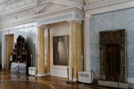 Gerhard Richter, Ema (Akt auf einer Treppe) [“Ema (Nude on a Staircase)”], 1966. Oil on canvas, 200 × 130 cm. Collection of Museum Ludwig, Cologne, Germany. With the support of the Arts Foundation of North Rhine-Westphalia and the Institut für Auslandsbeziehungen e.V. Installation view, MANIFESTA 10, Winter Palace, State Hermitage Museum.