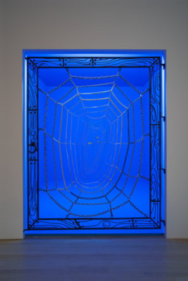Jim Hodges, Untitled (Gate), 1991. Steel, aluminum, copper, and brass chain with blue room. Courtesy of the artist. Photo: Robert Wedemeyer.
