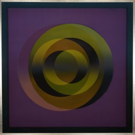 Xanti Schawinsky, Eclipsoïde (Sphera), 1972. Airbrush on gauze and canvas, attached to two strainers, 40.5 x 40.5 x 1.5 inches. Courtesy of Broadway 1602.