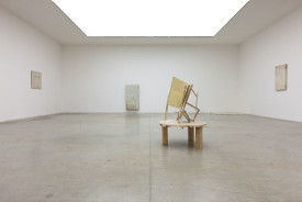 Installation shot of the exhibition under review: Lawrence Carroll: “Ghost House”, Museo d’Arte Moderna di Bologna