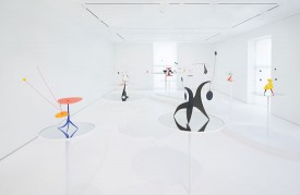 Iinstallation view of Alexander Calder: MULTIM IN PARVO at Dominque Lévy in New York © 2015 Calder Foundation, New York / Artists Rights Society (ARS), New York Photo: Tom Powel Imaging, Inc.