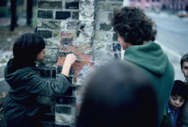 Charles Simonds, Dwelling: Berlin, Kreuzeberg, 1978, clay, sand, and wood. Courtesy of the Artist