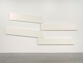 David Novros, 4:30, 1966. Acrylic on canvas, 72 x 192 inches. Courtesy of the artist and Luhring Augustine.