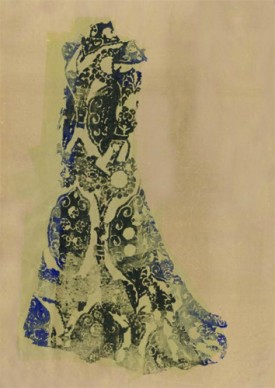 House of Worth, tea gown, blue cut velvet on a green satin ground, Valenciennes lace, circa 1897. © Stéphane Piera/Galliera/Roger-Viollet.