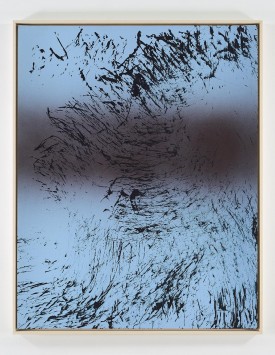 Hans Hartung, T1982-H29, 1982. Acrylic on canvas, 70.9 x 55.9 inches. Courtesy of Nahmad Contemporary, Perrotin and Hartung-Bergman Foundation