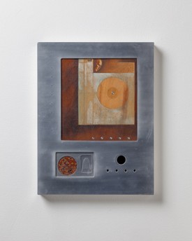 Set, 1972, mixed media construction, 17 x 13 x 1 inches. Courtesy of Locks Gallery, Philadelphia