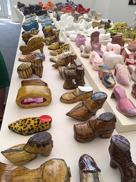 Ann Agee, Hand Warmers 2018, porcelain and earthenware, sizes variable.  Courtesy of the artist and  P.P.O.W. Photo: Suzy Spence